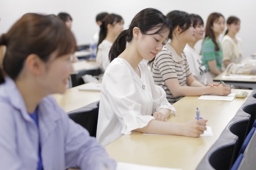 国内外の最前線で活躍するためのマネジメント力を養成