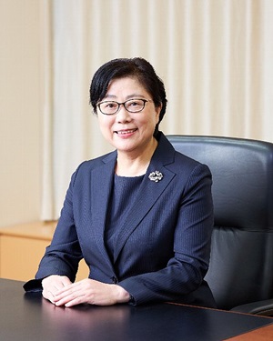 東洋大学 学長　矢口 悦子