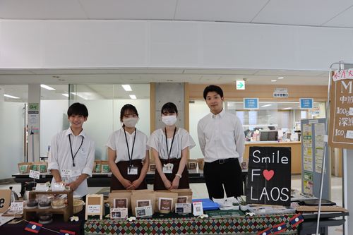 コーヒー販売の様子２