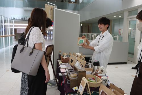 コーヒー販売の様子１"