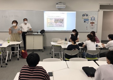 写真_朝日新聞_0701_1"