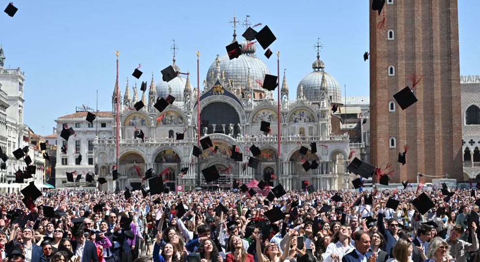 GraduationDaySanMarco3