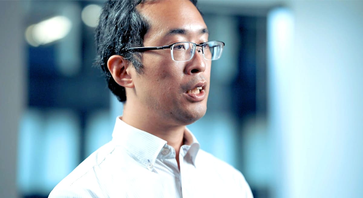 写真：山本 聡 教授