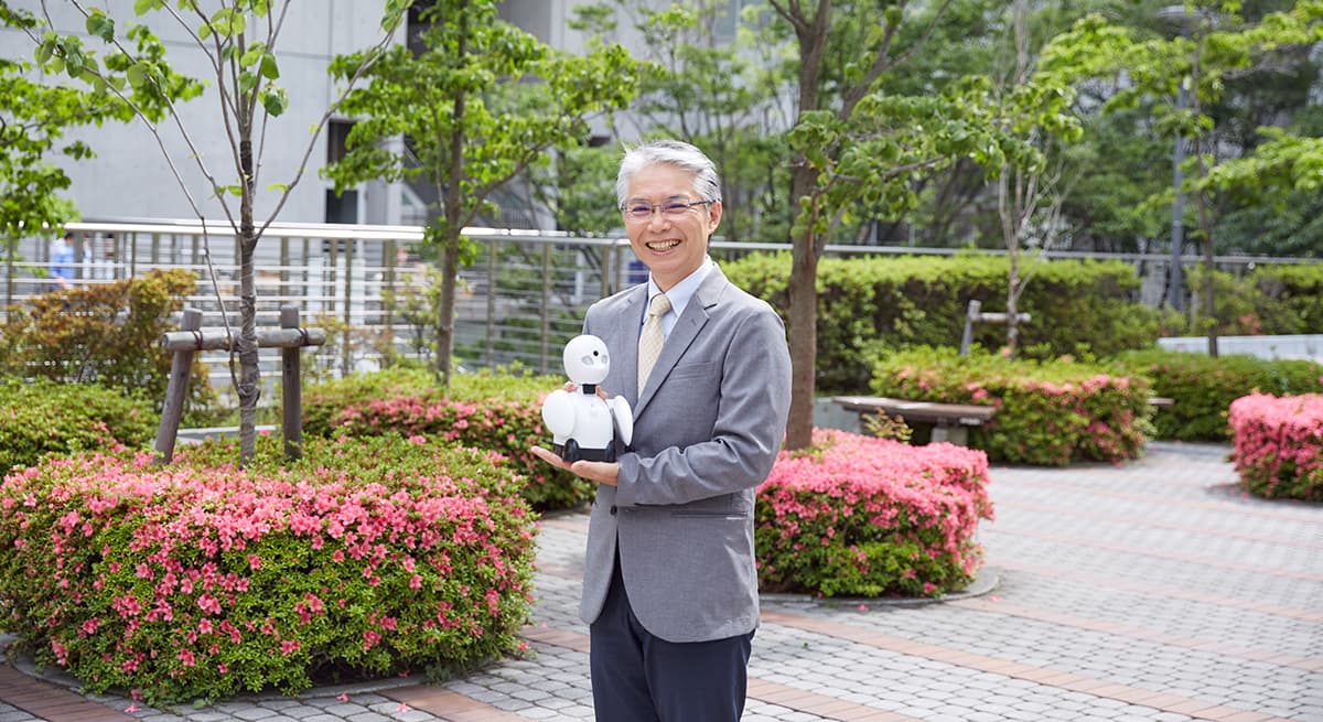 写真：志村 健一教授