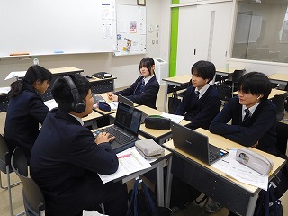 国際４