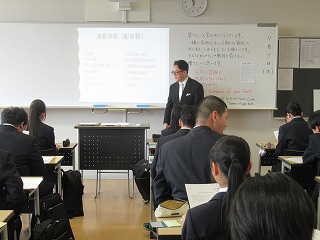 8組
