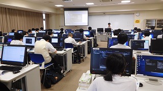 プログラミング講座の様子