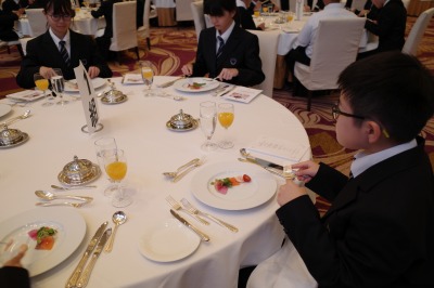 tablemanner4